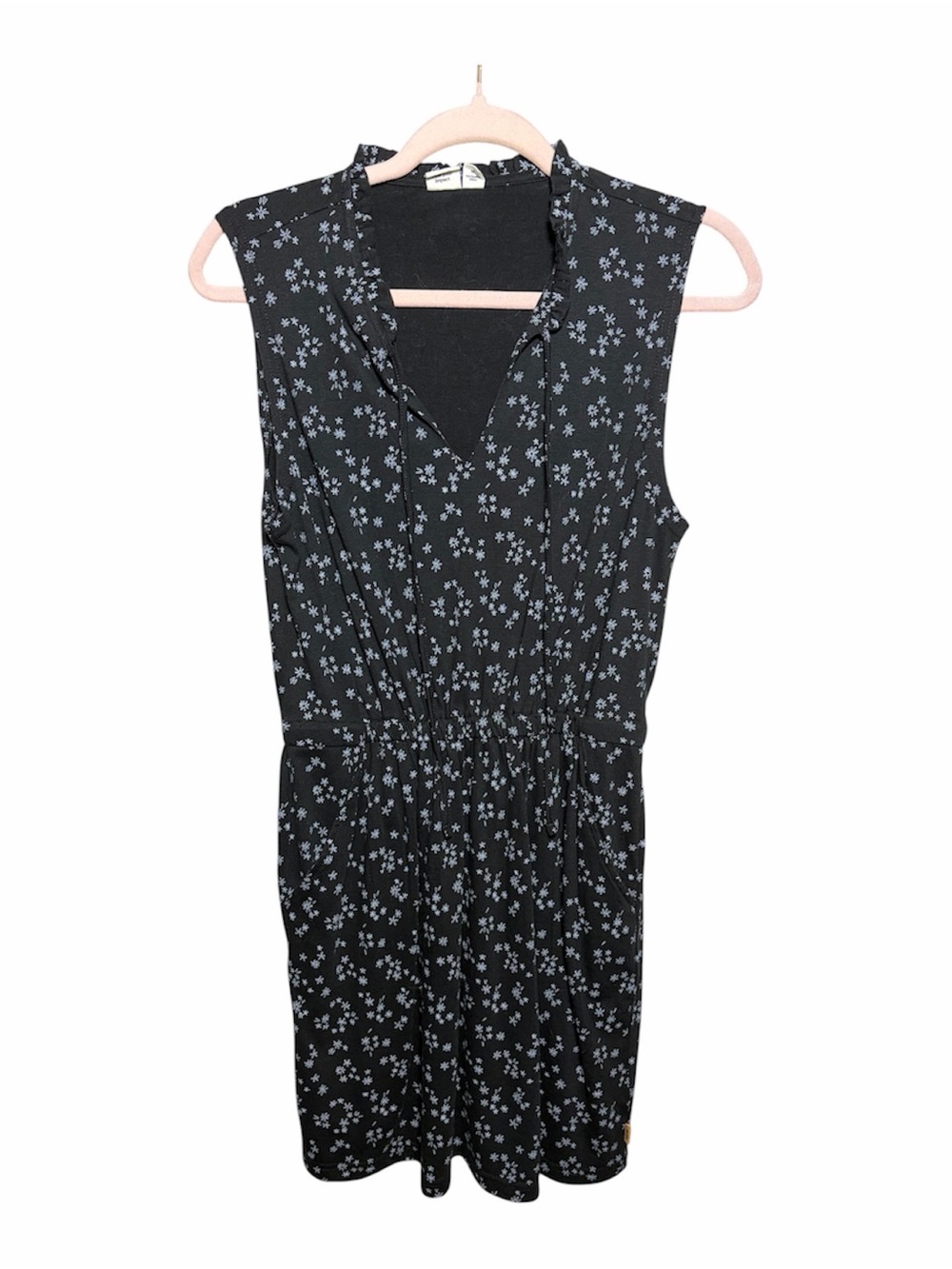 Tentree Arden dress Meteorite Black Daisy Size Medium